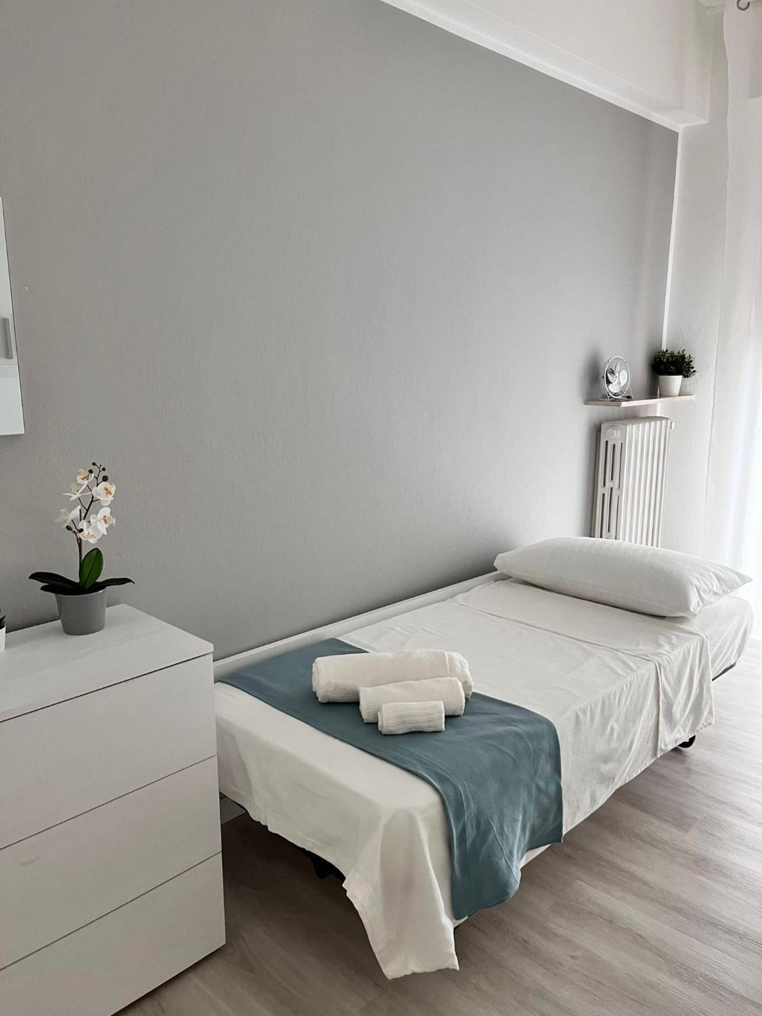 G&L Airport Apartment In Bgy Orio al Serio Eksteriør bilde